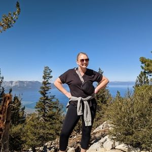 Meet your Posher, Lauren